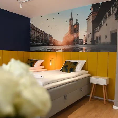 Pearl W Centrum Krakowa Lägenhet *